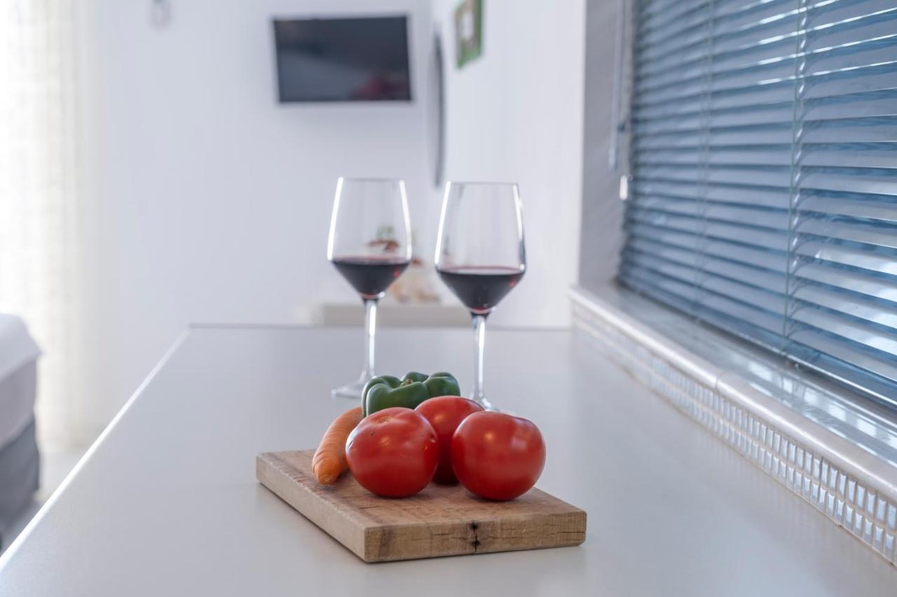 Meli Apartments & Villas Ківеріон Екстер'єр фото